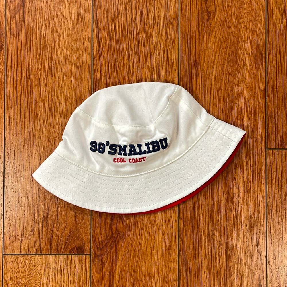 Zara bucket hat (3 for $25 🎁)